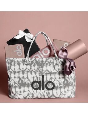 NWT Alo Yoga Shopper Tote Grey Tie Dye